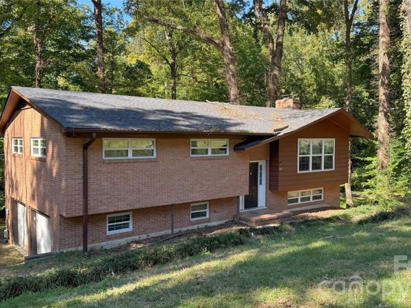 350 Waycross Drive , Charlotte, NC 28214