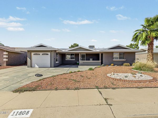 11808 N DESERT HILLS Drive W, Sun City, AZ 85351
