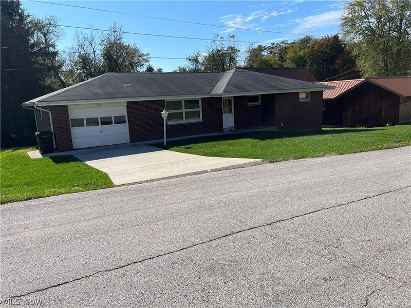 709 Peppard Avenue, Cadiz, OH 43907 Photo 1