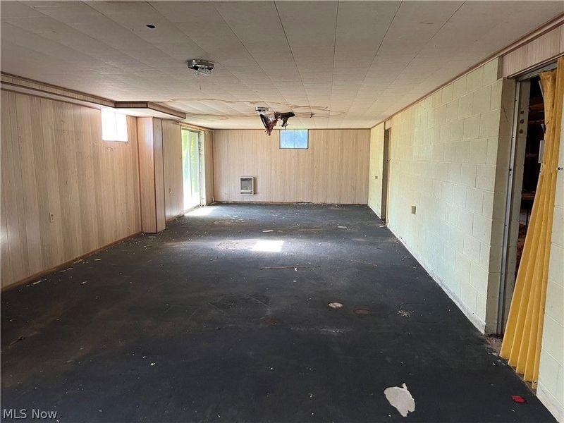 709 Peppard Avenue, Cadiz, OH 43907 Photo 7