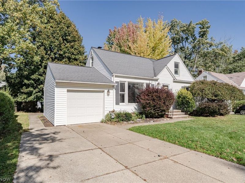 4377 Norma Drive, South Euclid, OH 44121 Photo 2
