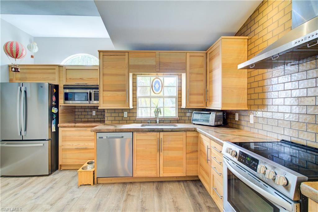 1145 Moon Lake Dr, Naples, FL 34104 Photo