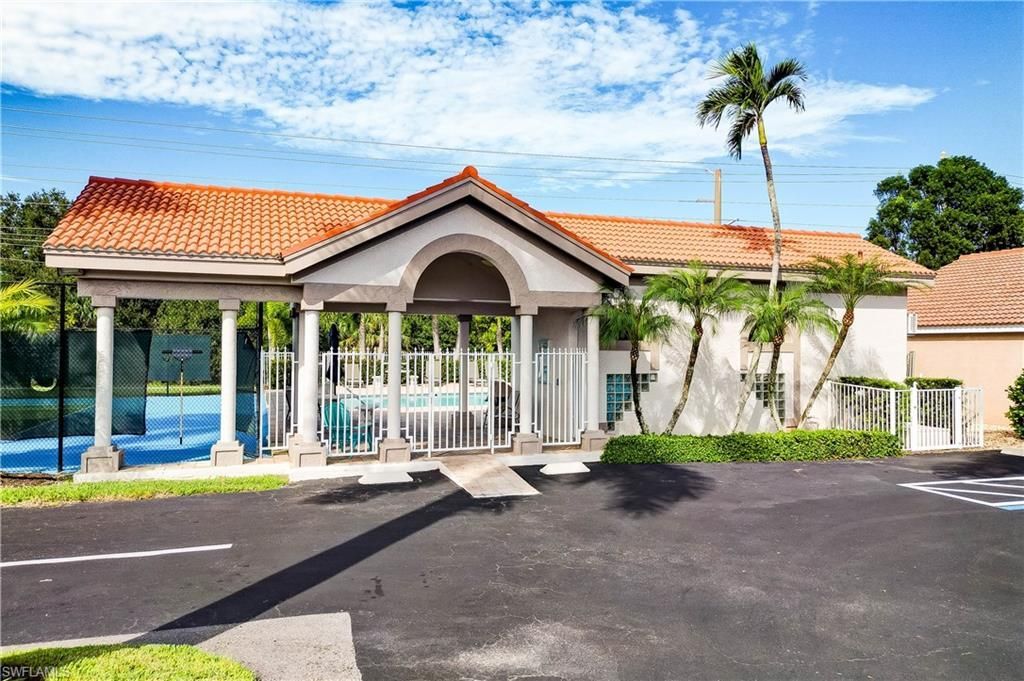 1145 Moon Lake Dr, Naples, FL 34104 Photo