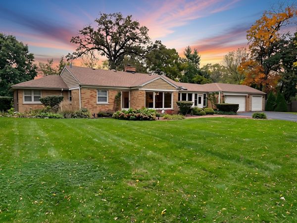 17W163 Oak Lane , Bensenville, IL 60106