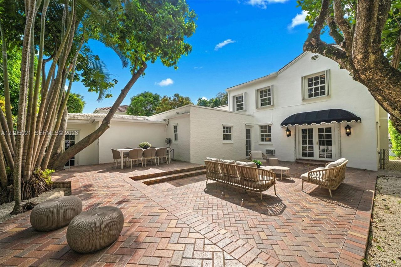 1457 Certosa Ave , Coral Gables, FL 33146 Photo