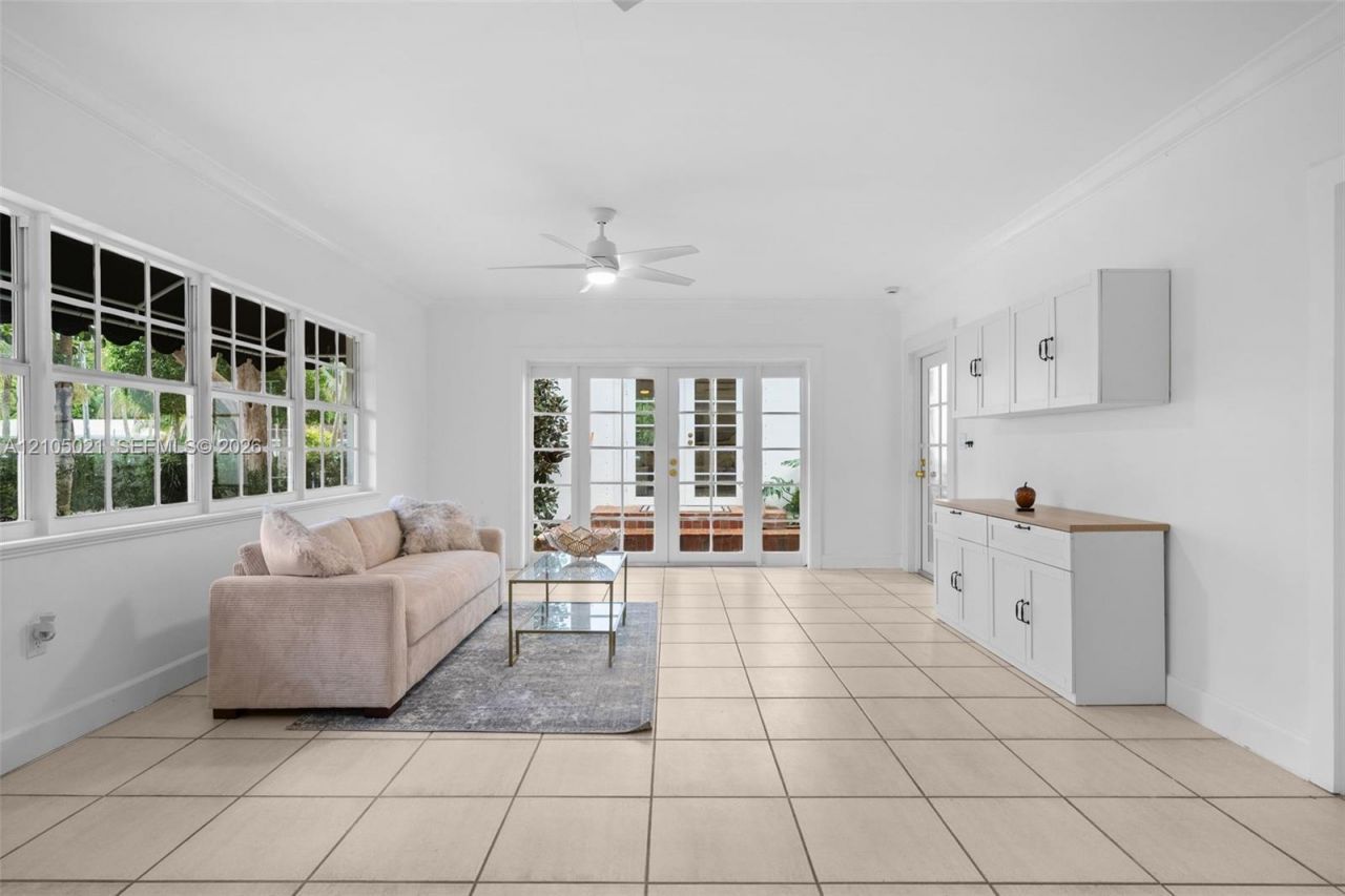 1457 Certosa Ave , Coral Gables, FL 33146 Photo