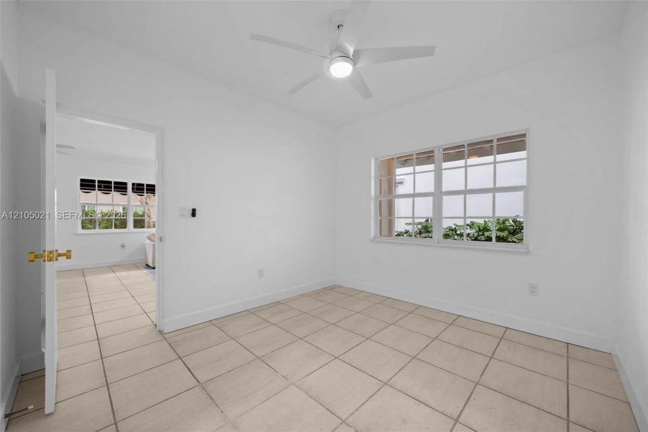 1457 Certosa Ave , Coral Gables, FL 33146 Photo
