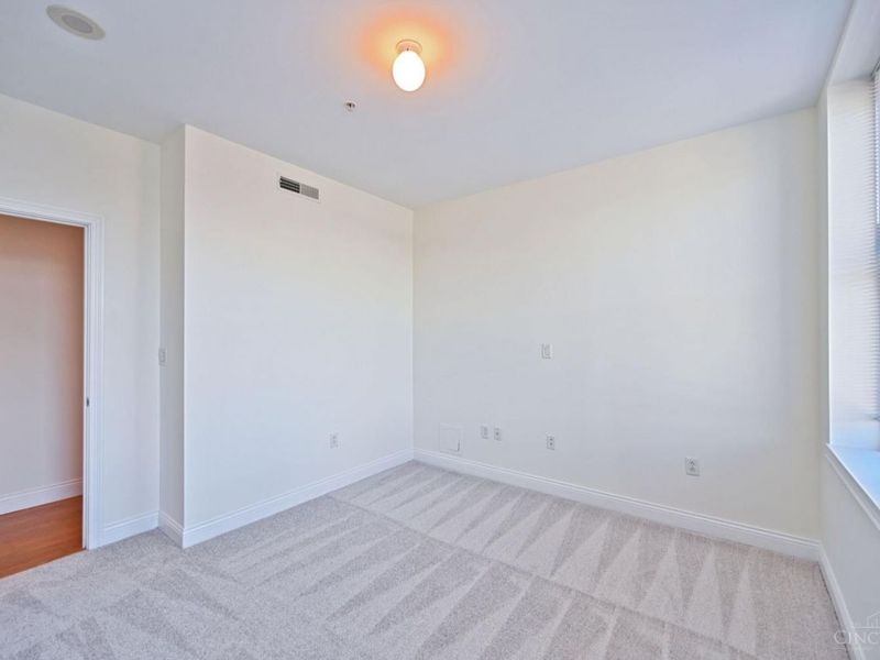 30 E Central Parkway, Unit 804, Cincinnati, OH 45202 Photo 39