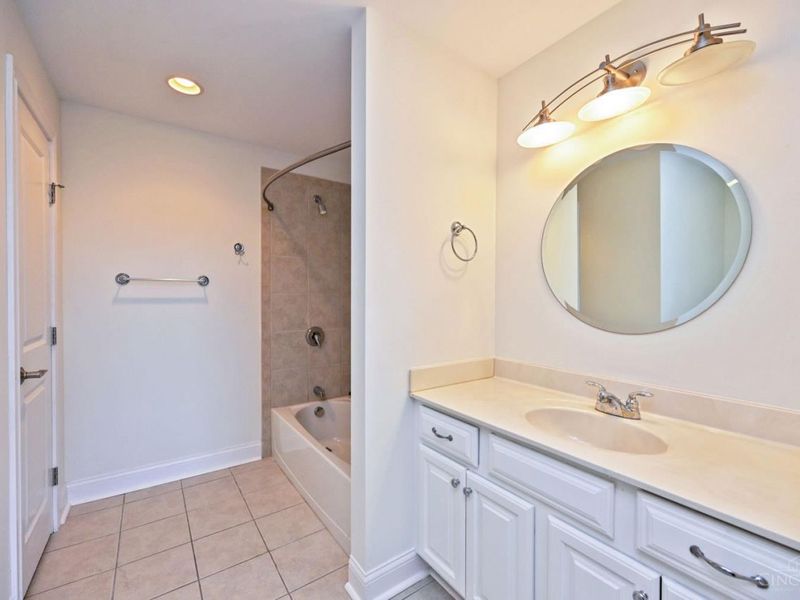 30 E Central Parkway, Unit 804, Cincinnati, OH 45202 Photo 41