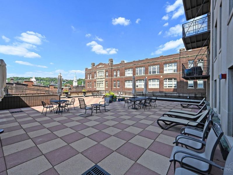 30 E Central Parkway, Unit 804, Cincinnati, OH 45202 Photo 48