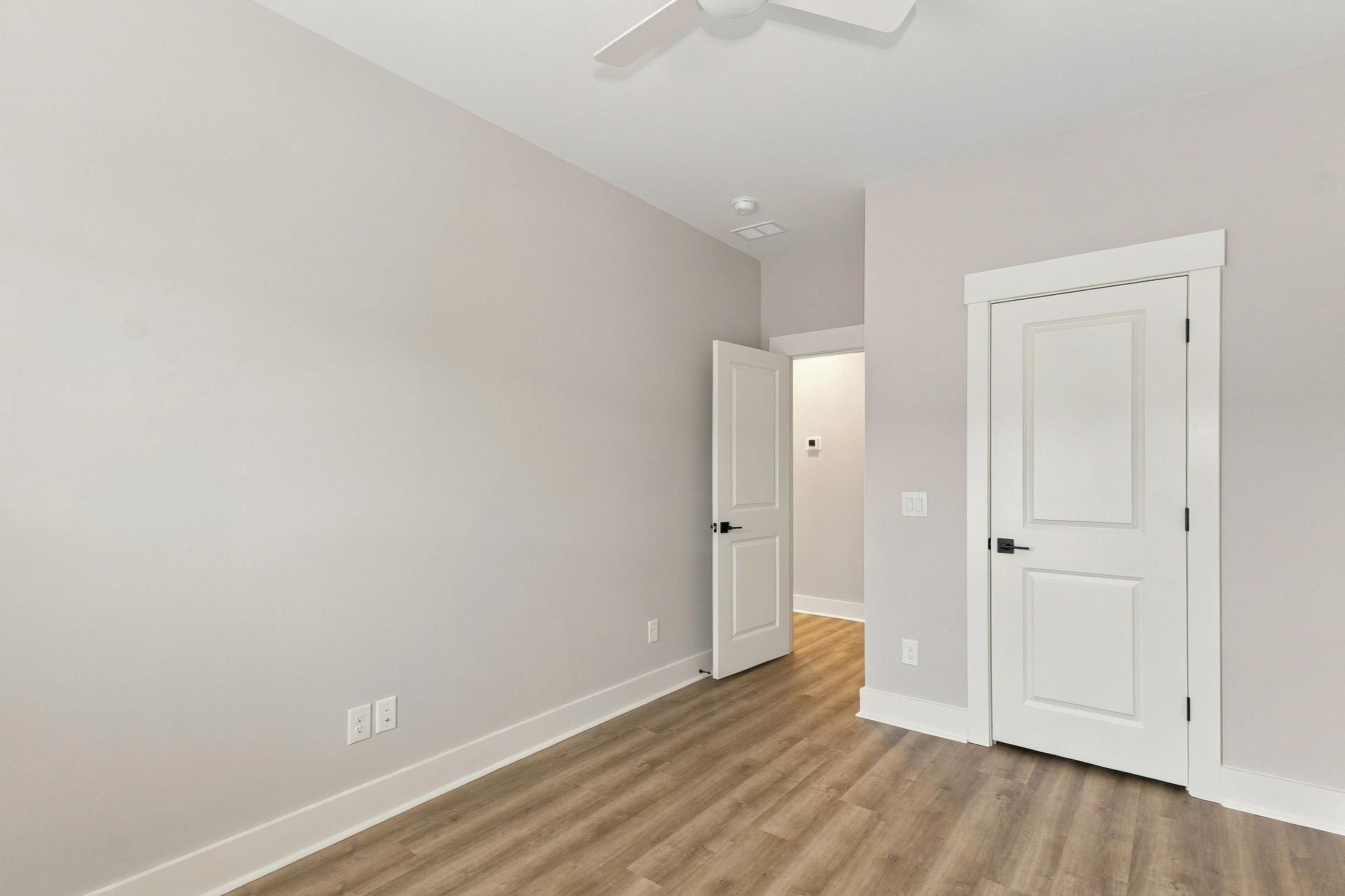 121 Kirkland Street Photo 13