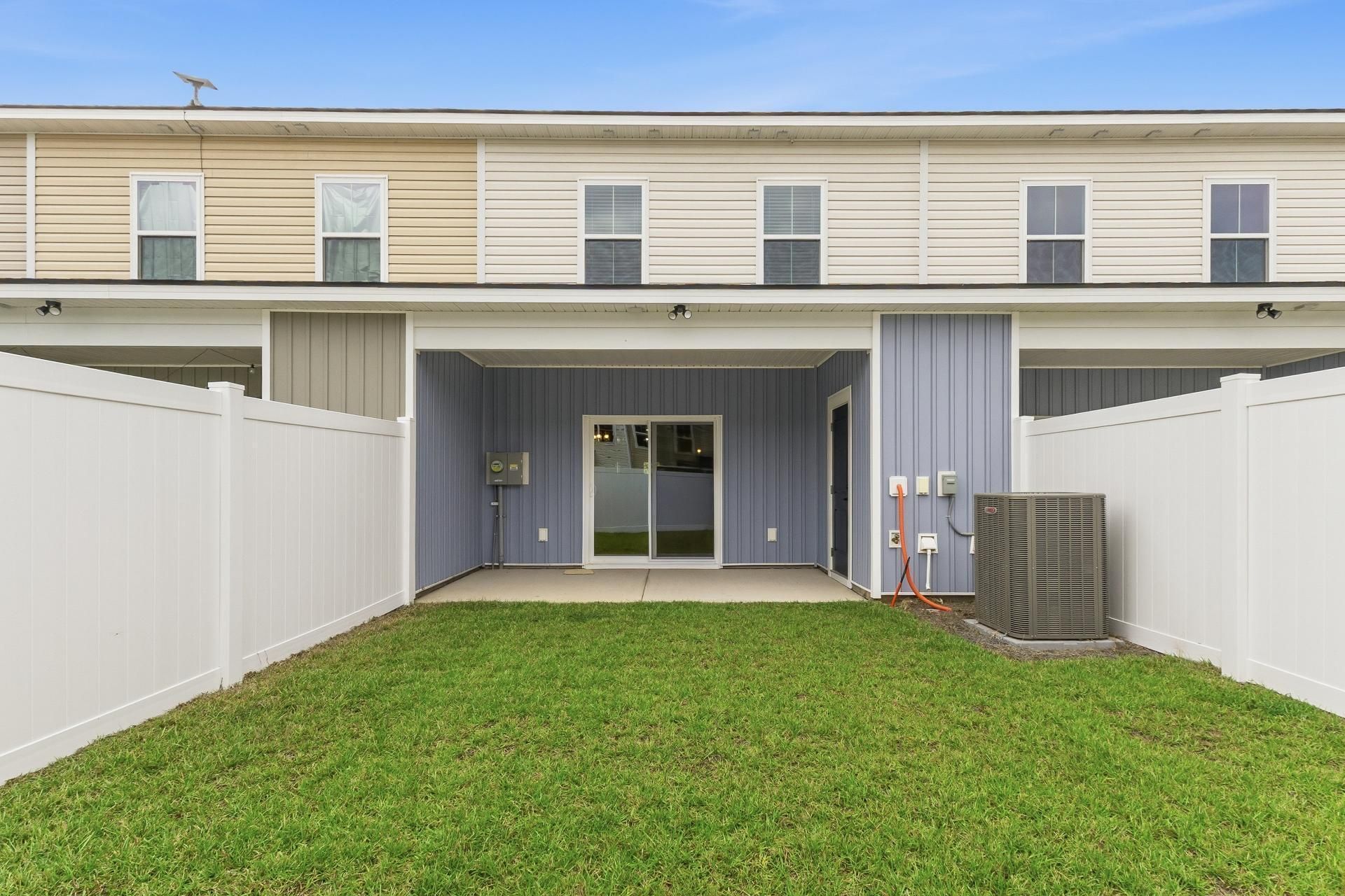 121 Kirkland Street Photo 19