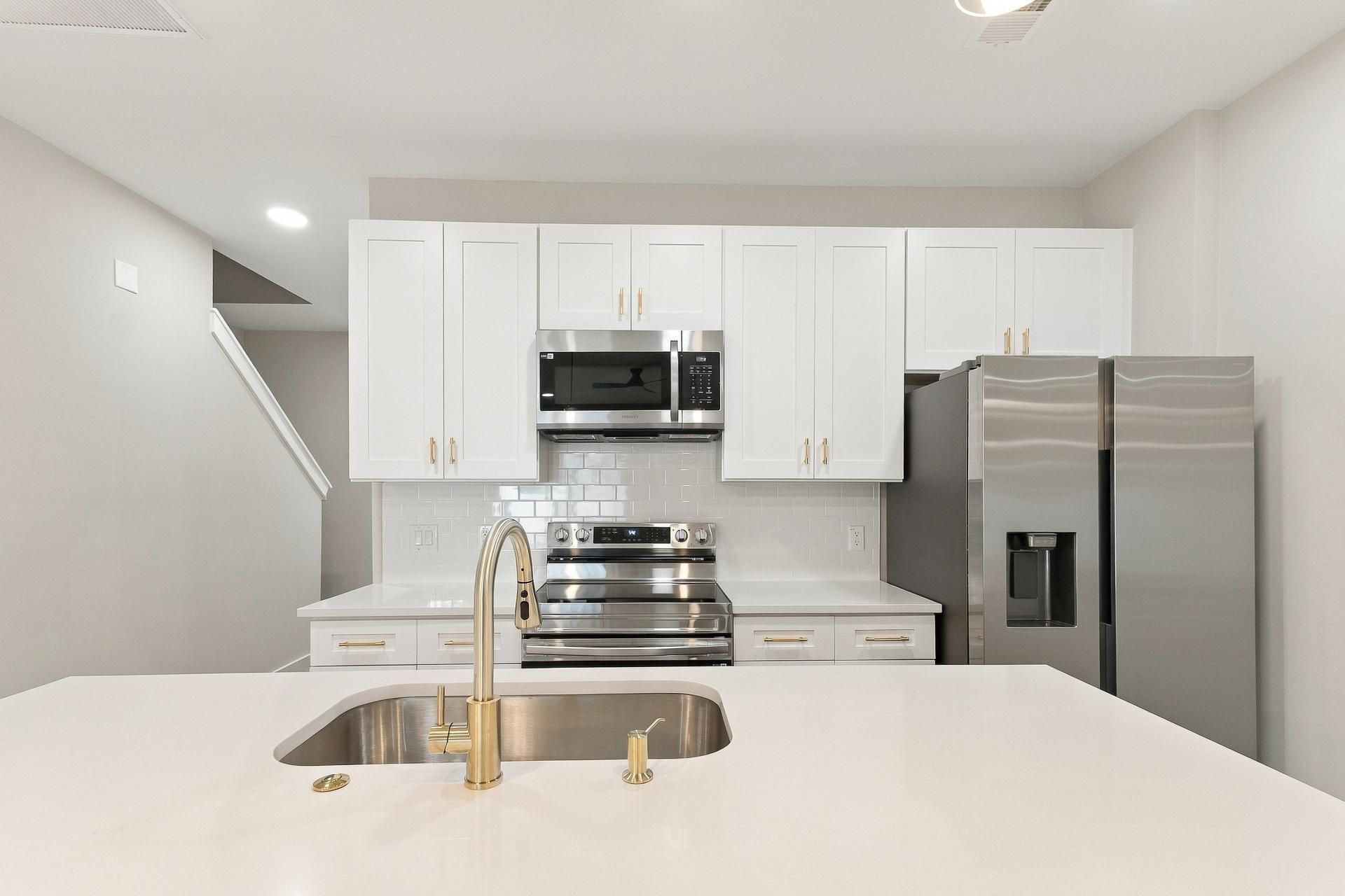 121 Kirkland Street Photo 6