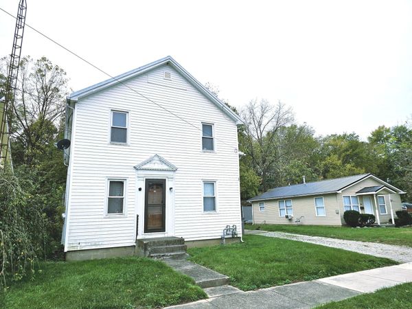 906 Race Drive, Troy, OH 45373