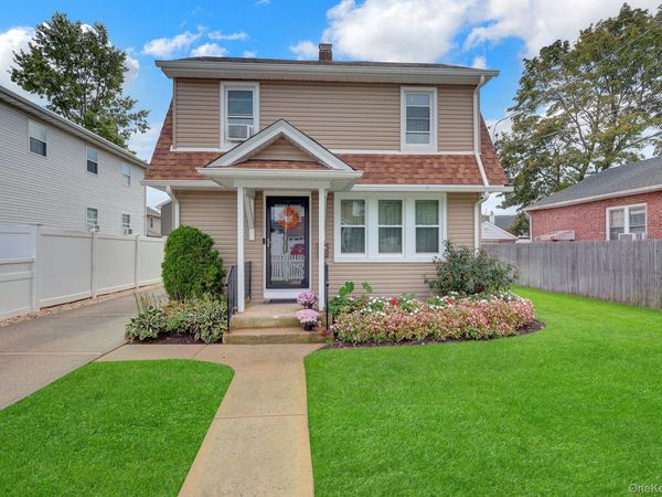44 Brooks Avenue , Roosevelt, NY 11575