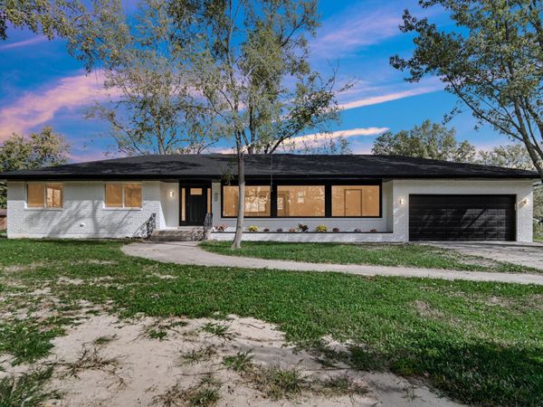 9201 Stateline Road, Dyer, IN 46311