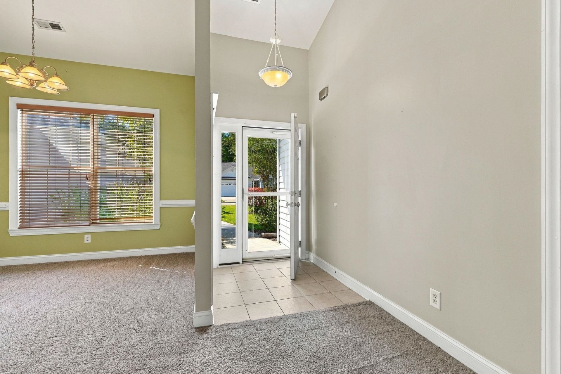 245 Colby Ct.  Photo 4