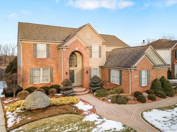 3814 Woodmonte Drive , Oakland Township, Mi 48306