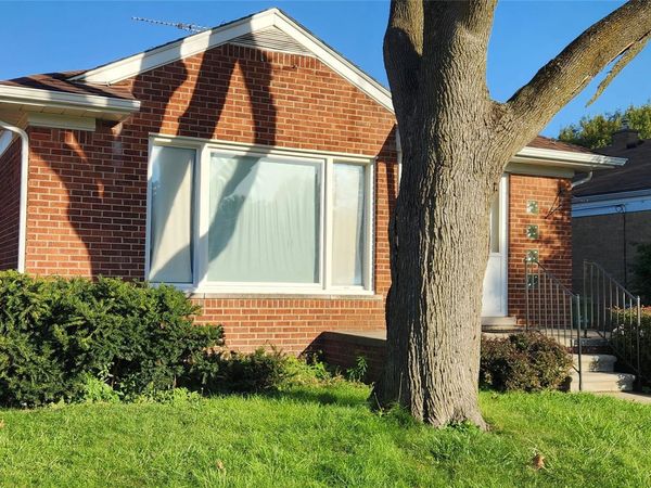 9827 Rosedale Boulevard, Allen Park, Mi 48101