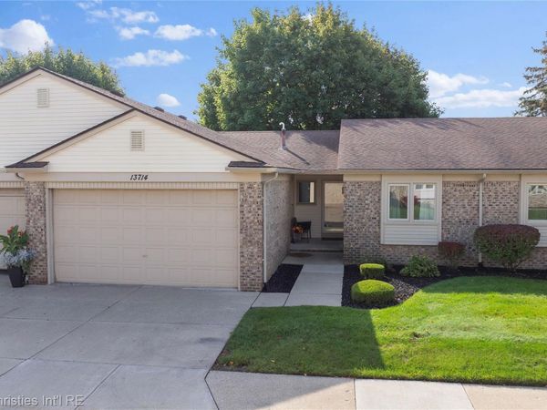 13714 Maple Grove Avenue , Shelby Township, Mi 48315