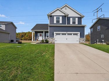 6251 Summerbrooke Circle, Handy Township, Mi 48836