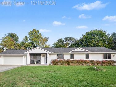 3115 Greenlawn Avenue, Commerce Township, Mi 48382