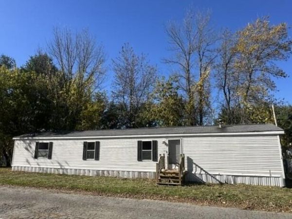 499 Augusta Road, Unit 18, Winslow, ME 04901