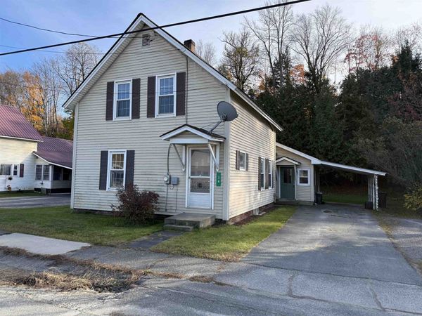 34 Raymond Street, Lyndon, VT 05851