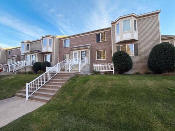 4964 Emmit Drive N, Unit 2, Hugo, MN 55038