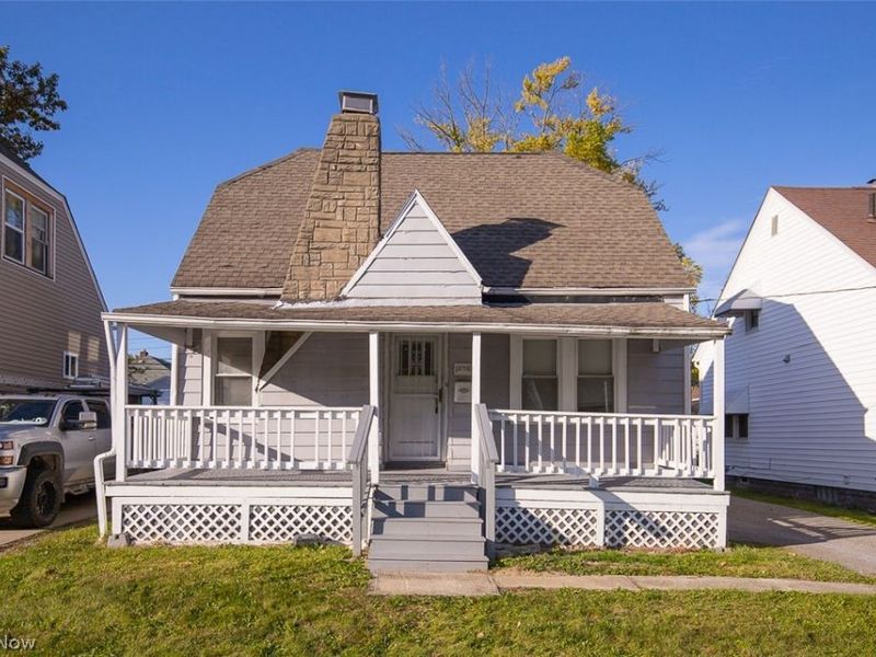 18761 Raymond Street, Maple Heights, OH 44137 Photo 1