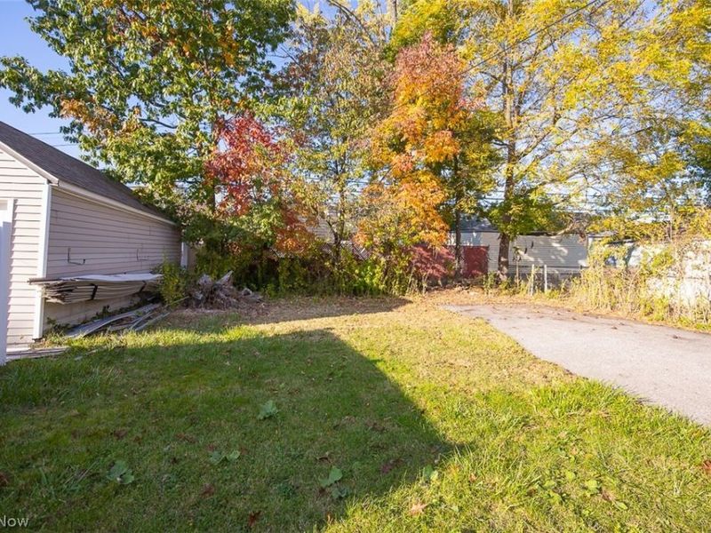 18761 Raymond Street, Maple Heights, OH 44137 Photo 26