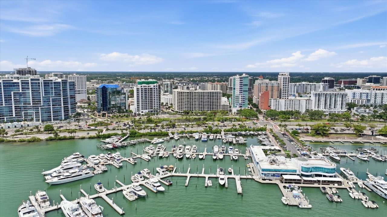 1255 N Gulfstream Avenue, Unit 204, Sarasota, FL 34236 Photo