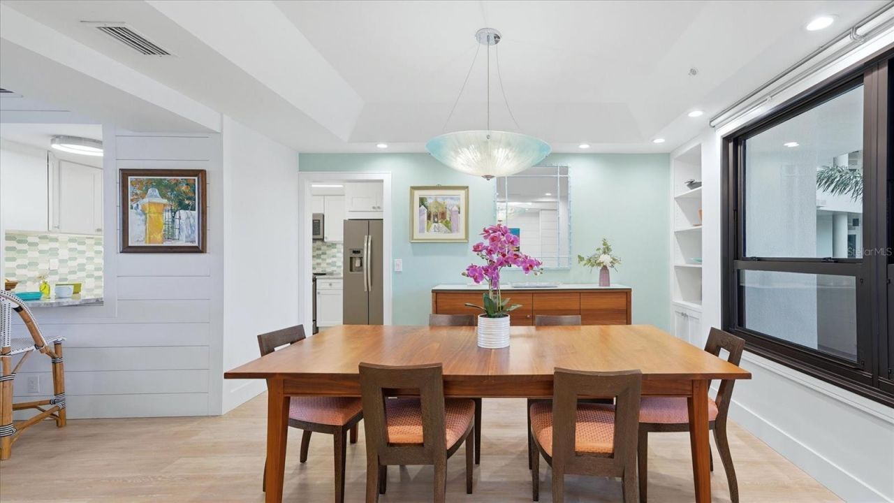 1255 N Gulfstream Avenue, Unit 204, Sarasota, FL 34236 Photo