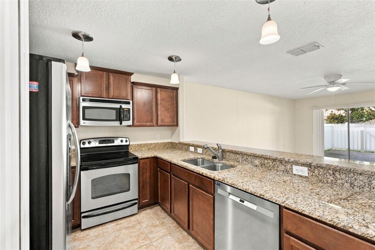 9726 Trumpet Vine Loop, Trinity, FL 34655 Photo