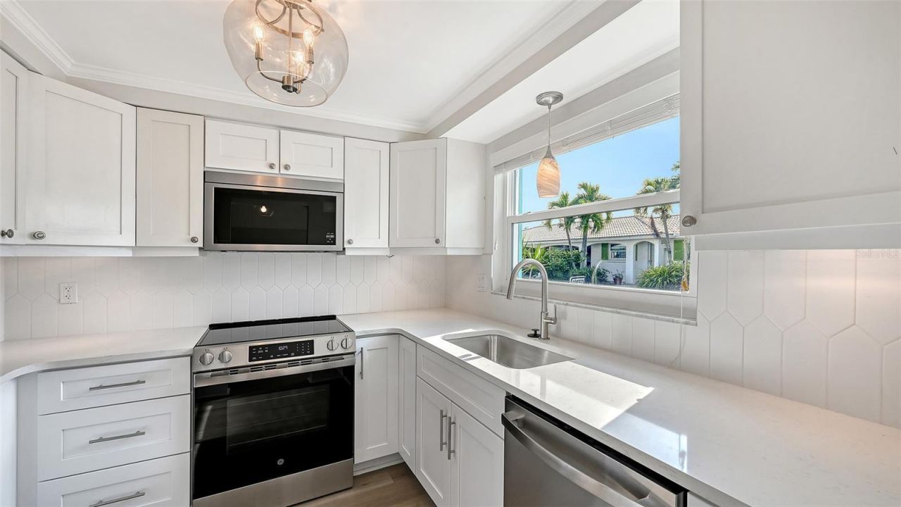 693 Spanish Drive N, Unit 24, Longboat Key, FL 34228 Photo