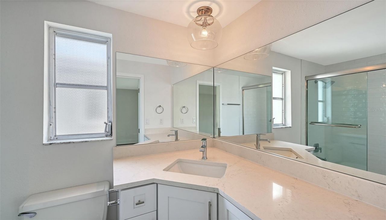 693 Spanish Drive N, Unit 24, Longboat Key, FL 34228 Photo