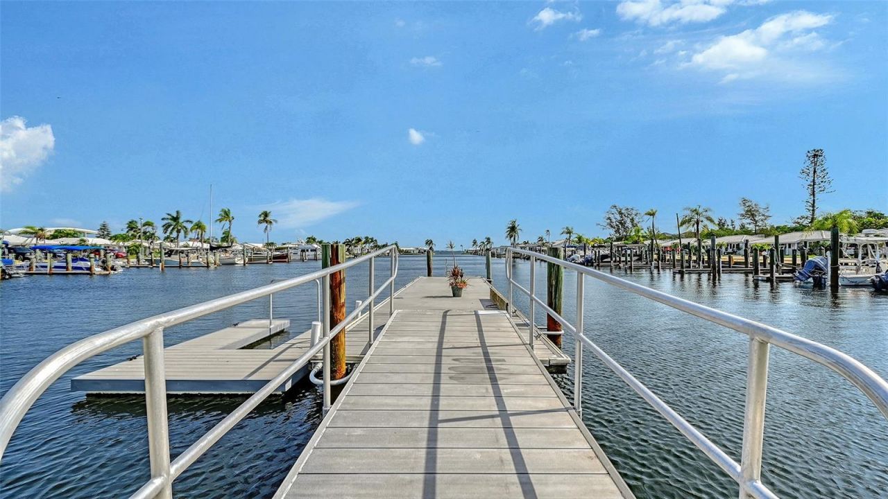 693 Spanish Drive N, Unit 24, Longboat Key, FL 34228 Photo