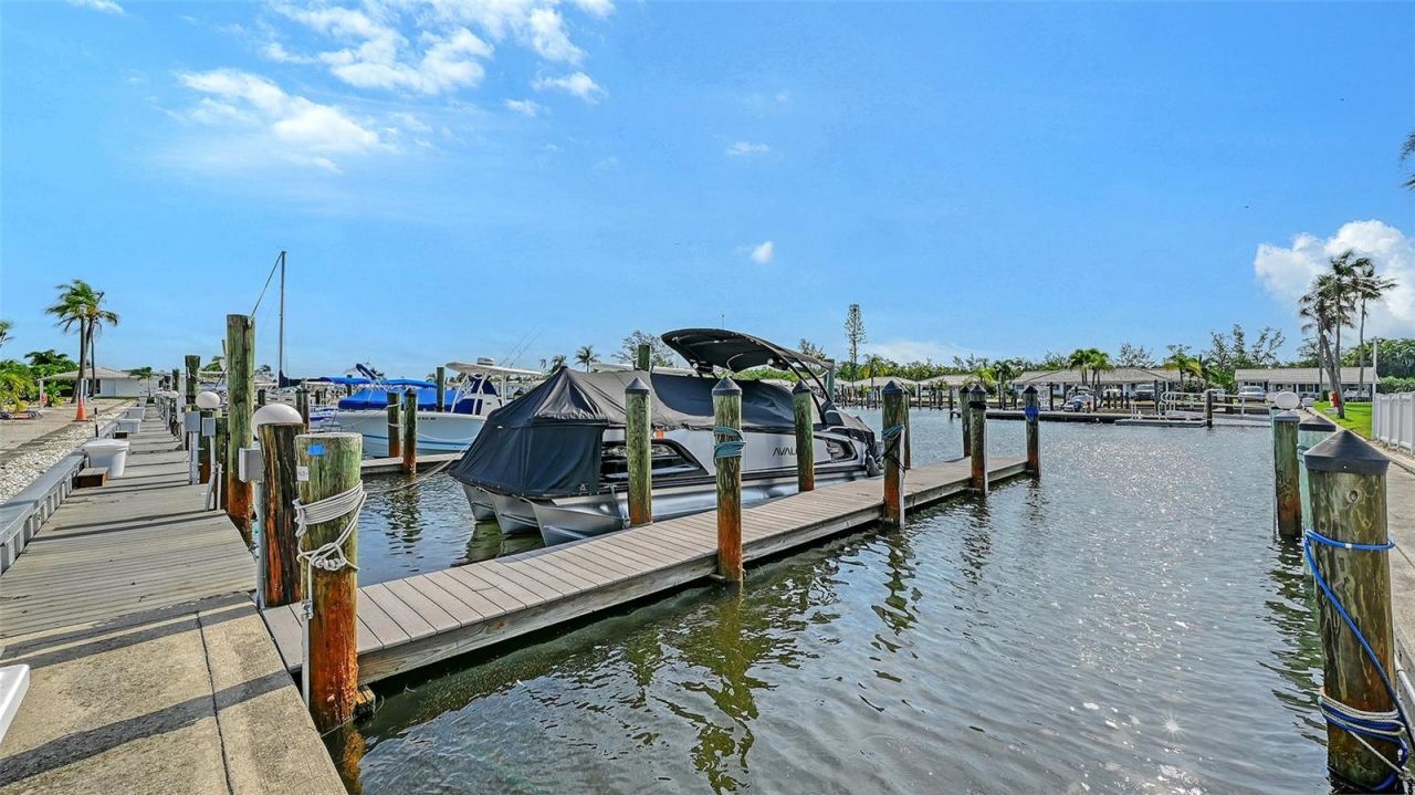 693 Spanish Drive N, Unit 24, Longboat Key, FL 34228 Photo