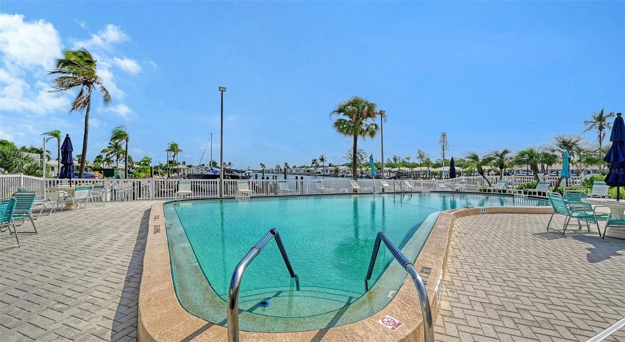 693 Spanish Drive N, Unit 24, Longboat Key, FL 34228 Photo