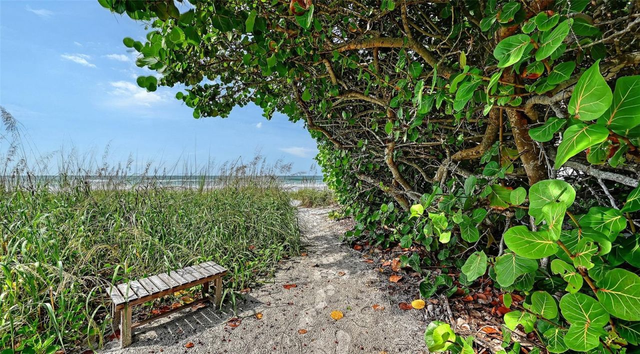 693 Spanish Drive N, Unit 24, Longboat Key, FL 34228 Photo
