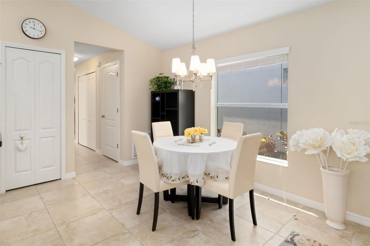 6417 Pine Breeze Run, Sarasota, FL 34243 Photo