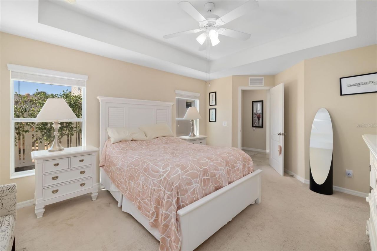 6417 Pine Breeze Run, Sarasota, FL 34243 Photo