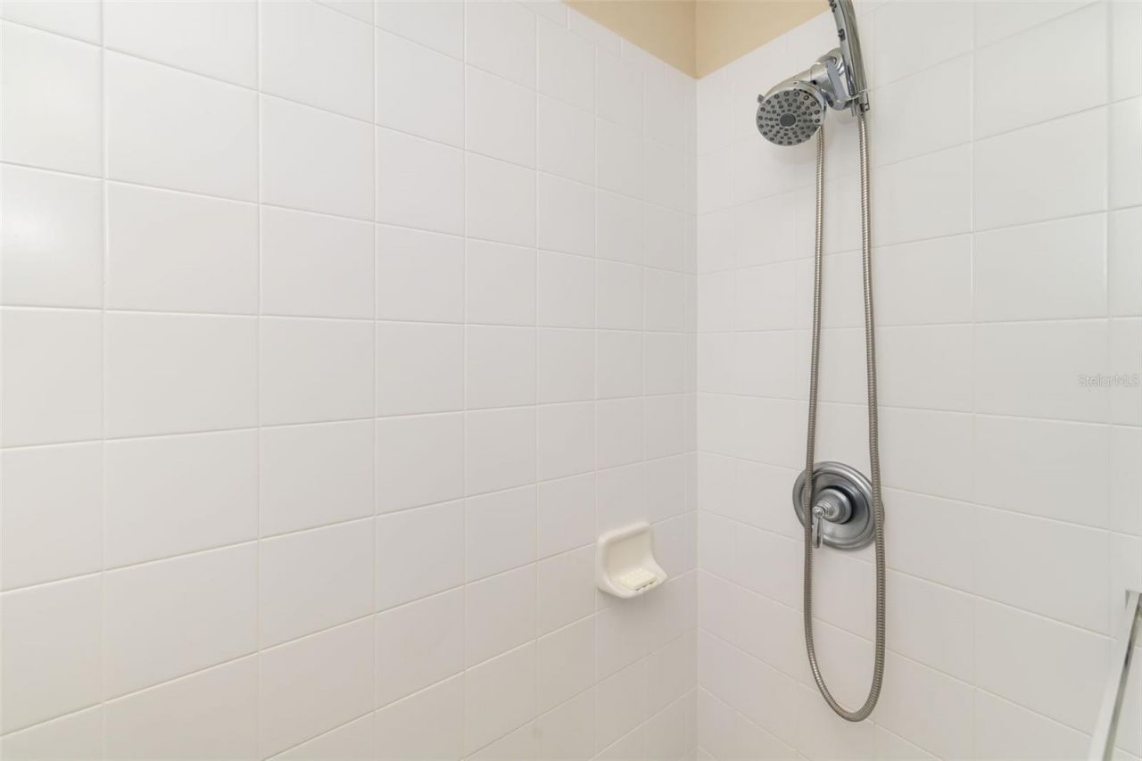 6417 Pine Breeze Run, Sarasota, FL 34243 Photo