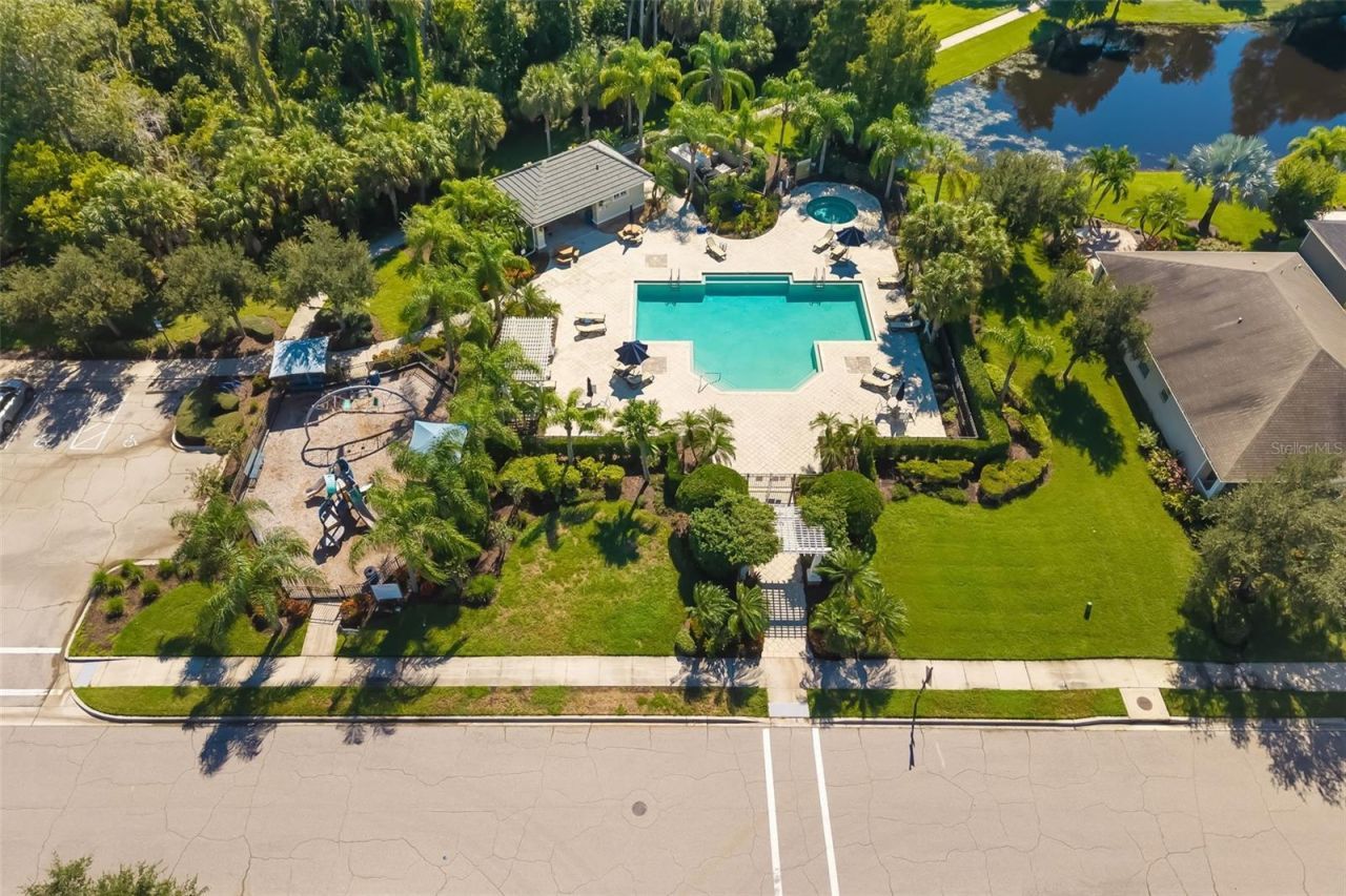 6417 Pine Breeze Run, Sarasota, FL 34243 Photo