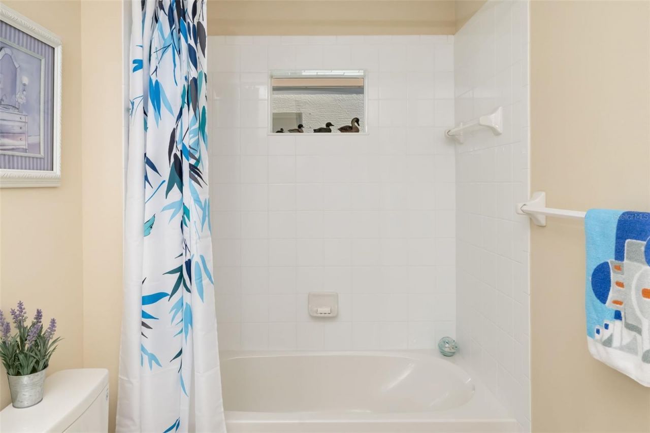 6417 Pine Breeze Run, Sarasota, FL 34243 Photo