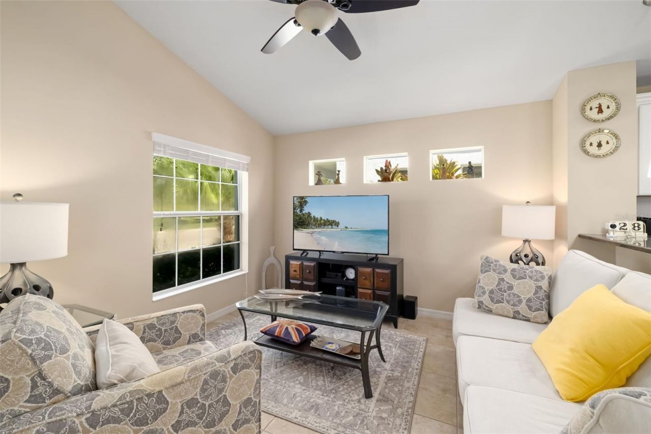 6417 Pine Breeze Run, Sarasota, FL 34243 Photo