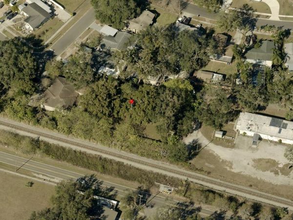 122 W CLAY AVENUE, BRANDON, FL 33510