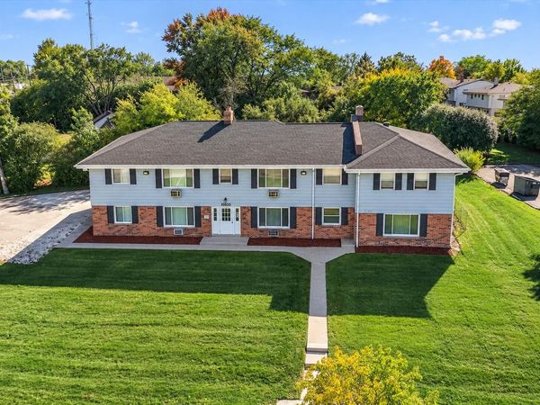 8633 N Granville ROAD, Unit 8635, Milwaukee, WI 53224