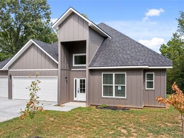 41 S Cheshnut Drive , Bella Vista, AR 72714