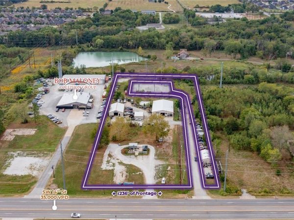 3307 SW 14th Street , Bentonville, AR 72712